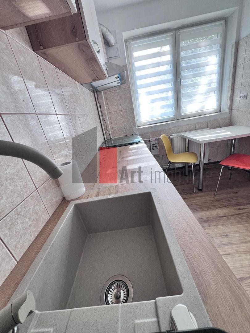 Închiriere apartament 3 camere – Crangasi - Poză 11
