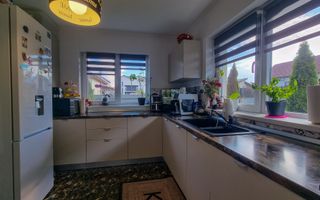 Duplex spațios cu grădină amenajată – Cartier Izvor, Brașov - Poză 3