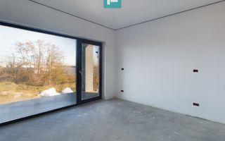 Vilă modernă în Șofronea - Poză 14