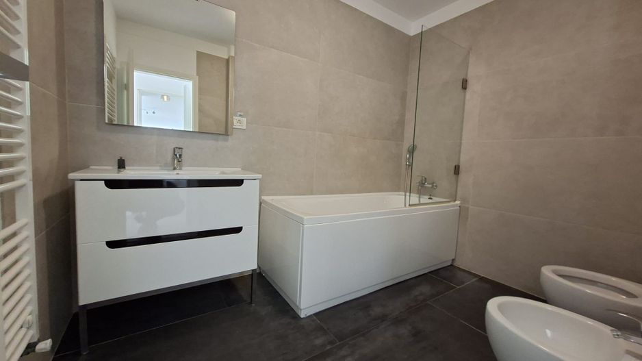 Apartament lux cu 3 camere de vanzare în zona Elisabetin - Poză 12
