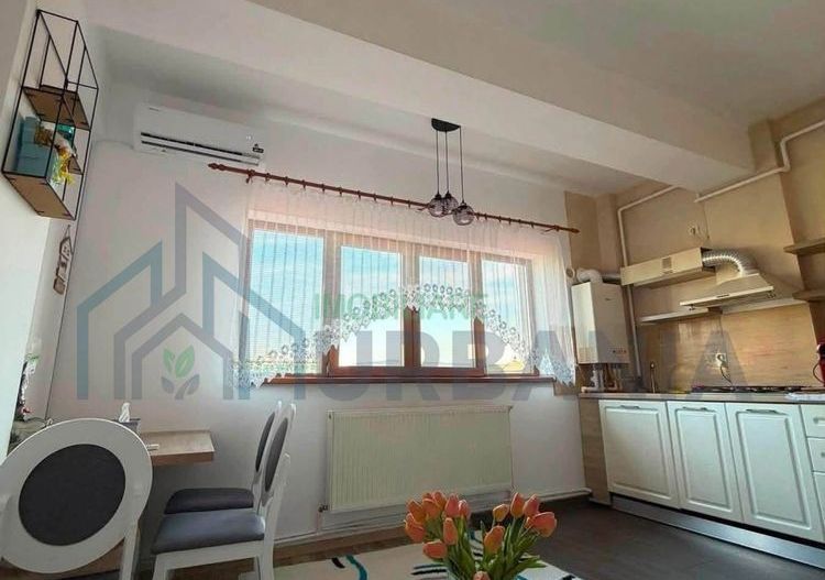 Apartament 3 camere de închiriat în Tătărași, Iași, renovat complet - Poză 3