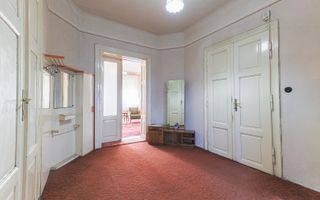 2 apartamente, 1 etaj, o oportunitate rară – ultracentral - Poză 2