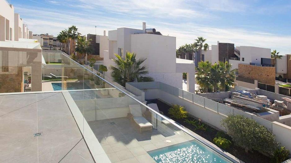 Vila Lux cu piscina si jacuzzi in Costa Blanca - Poză 3