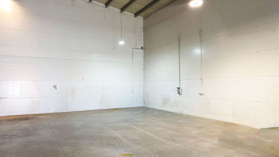 Hala industrială de închiriat – Zona Micălaca, Arad | 600 mp - Poză 3