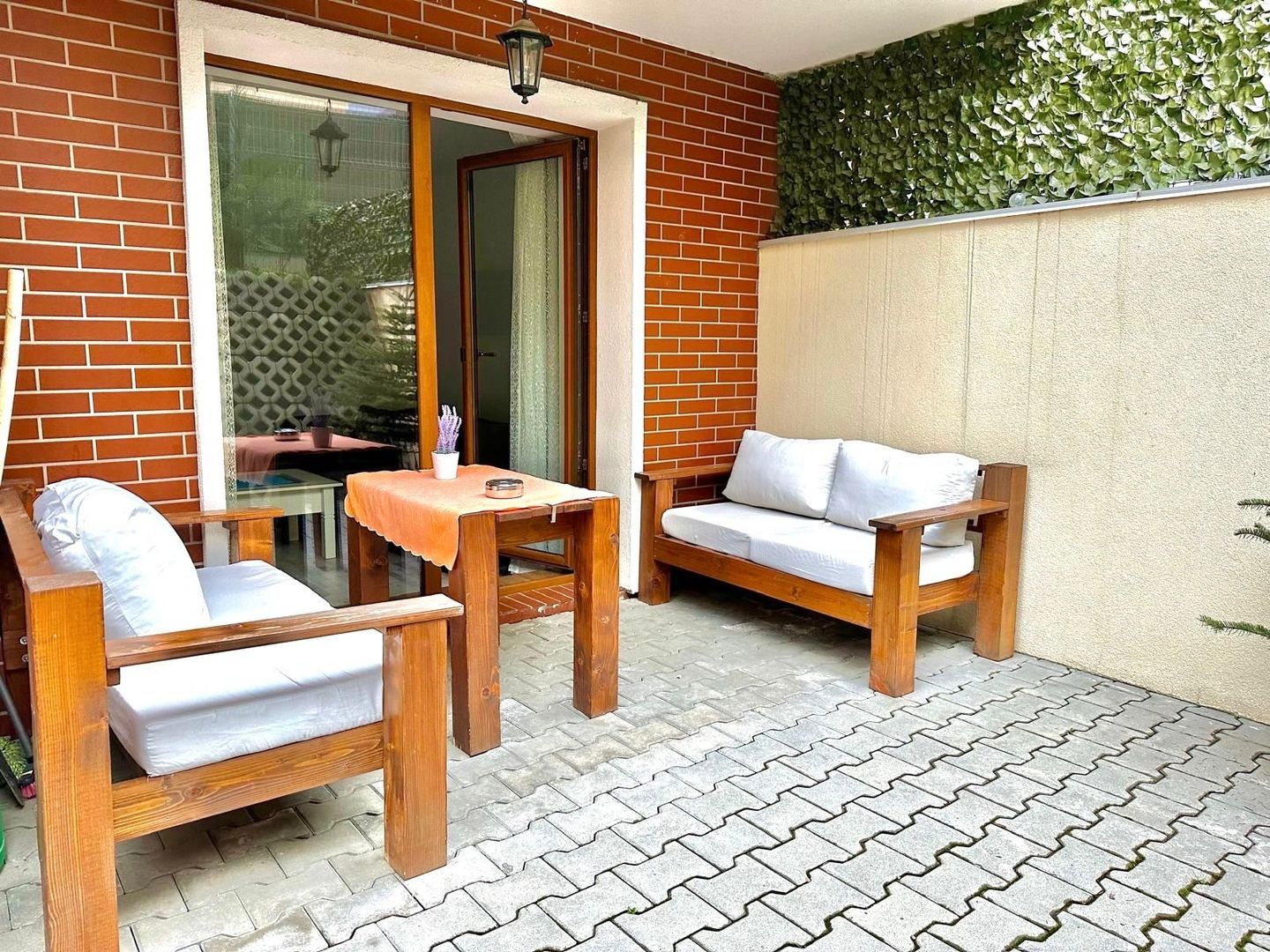 Apartament 2 camere INVESTIȚIE – venit Airbnb,parcare și boxă incluse - Poză 1