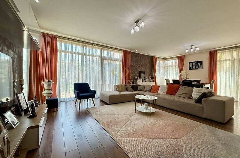 Casă individuală P+1+M, 5 camere, 210 mp utili – Calea Șagului - Poză 2