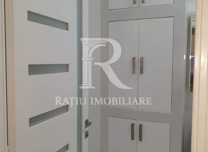 Apartament cu 3 camere | Central | Oradea - Poză 6