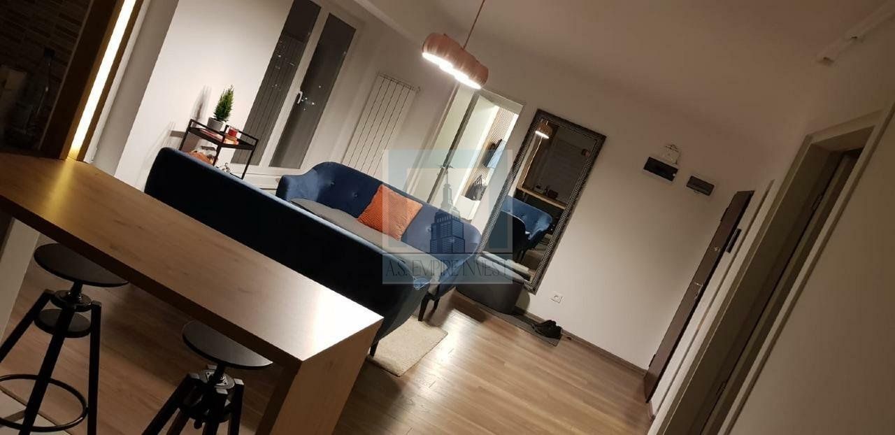 Penthouse 3 camere mobilat-utilat - zona Tractorul (Top City) - Poză 3