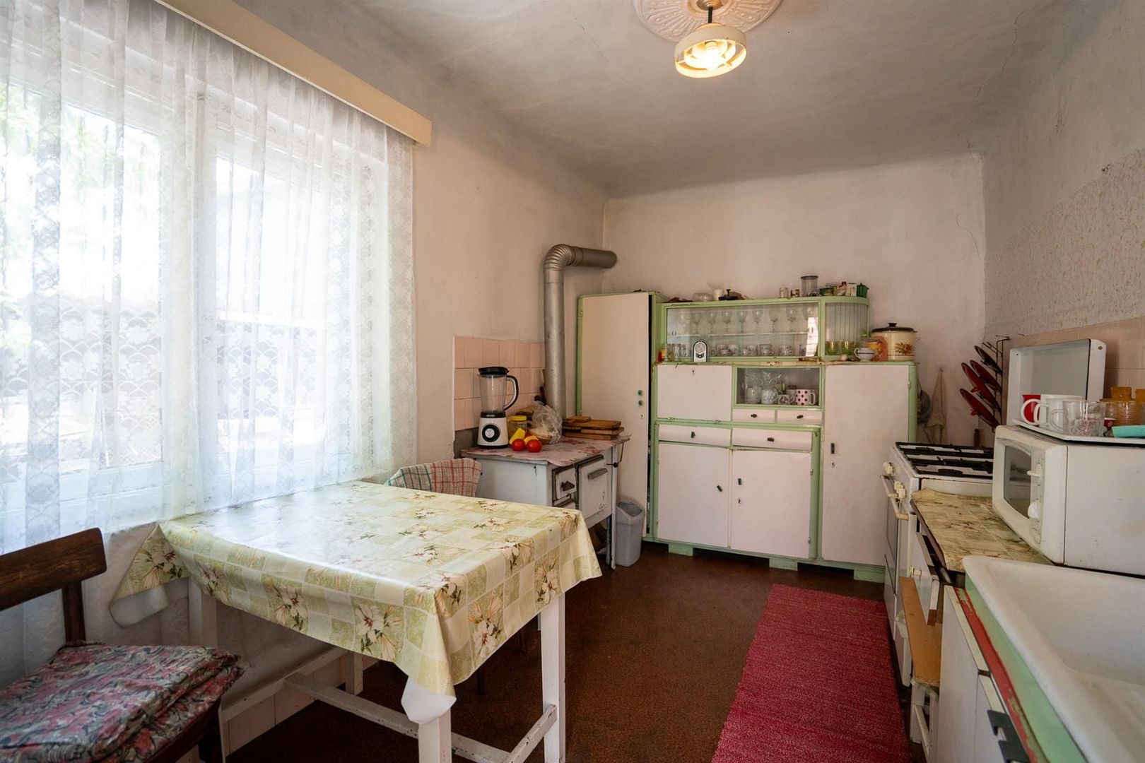 Casa singur in curte cu acces auto si teren 993 mp in Iosia.ï¿½ - Poză 4