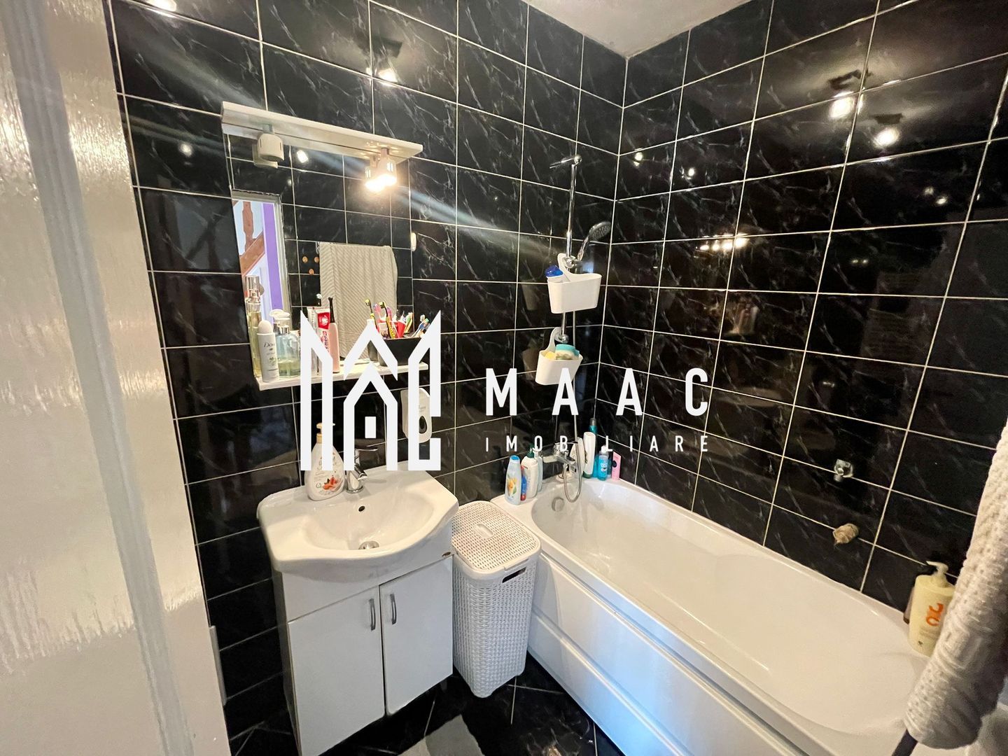 Apartament 3 camera | Scara interioara | 87MPU | Terezian - Poză 10