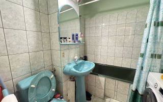 Apartament cu 3 camere / balcon / pivnita / zona Valea Aurie - Poză 8