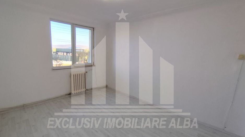 Apartament cu 2 camere decomandate, Ampoi 1 - Poză 4