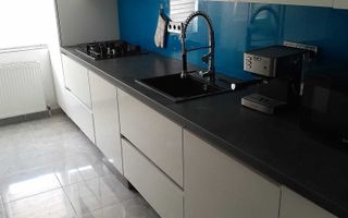 Apartament spațios cu posibilitate de recompartimentare. - Poză 2