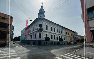 De vanzare Apartament de renovat 4 camere generoase Central Arad - Poză 15