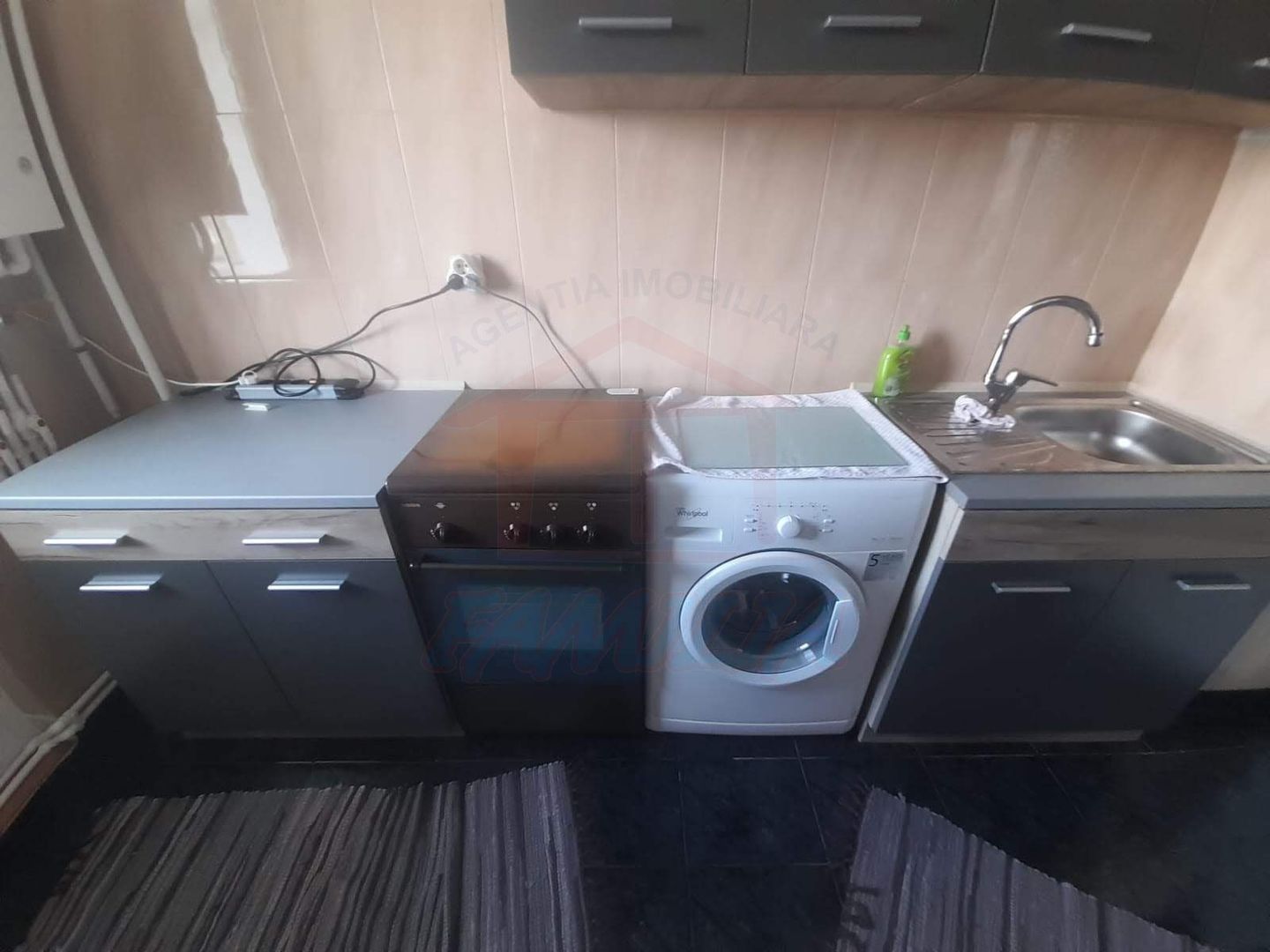 SE VINDE APARTAMENT CU 2 CAMERE, MAZEPA 1, 69.000 EURO - Poză 3