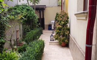 Vila frumoasa ,localizata central\ Unirii Square\Proprietar - Poză 7