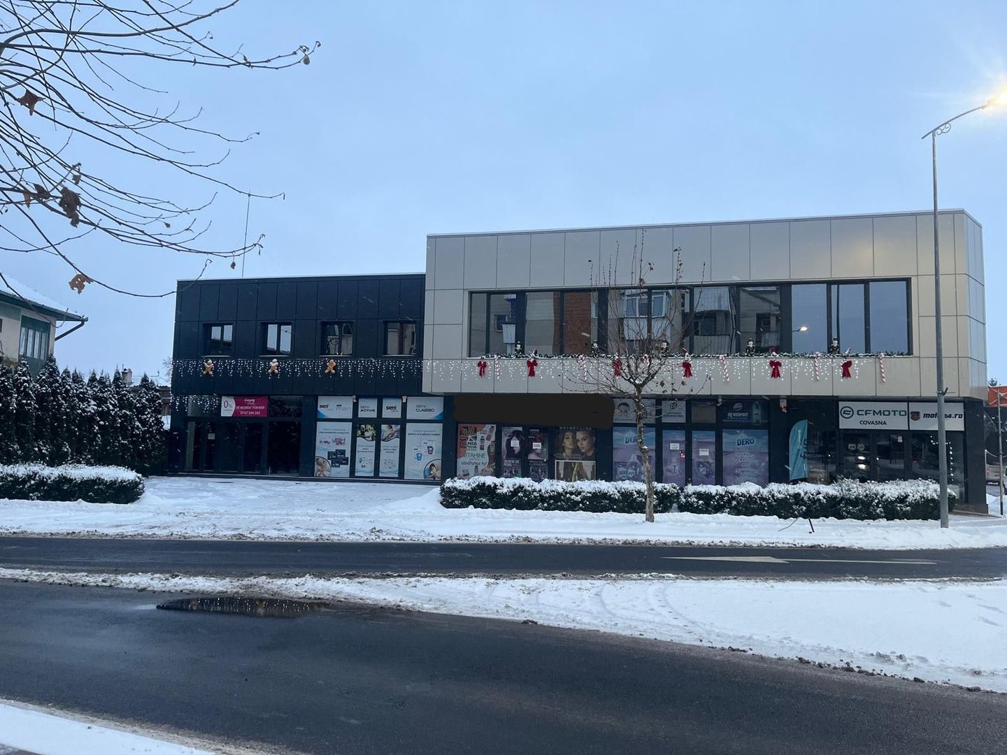 Spațiu comercial de mari dimeniuni - poziție strategică pentru retail - Poză 1