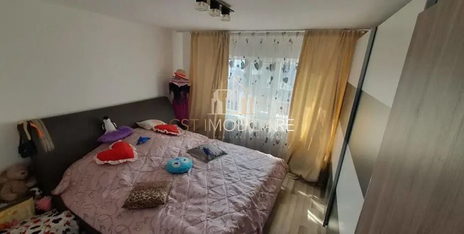 Apartament 3 camere , Lunei - Poză 2