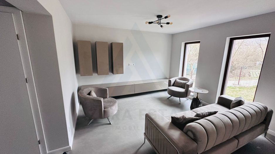 Casa premium 5 camere 120 mp utili curte 337 mp în Cisnadie - Poză 1