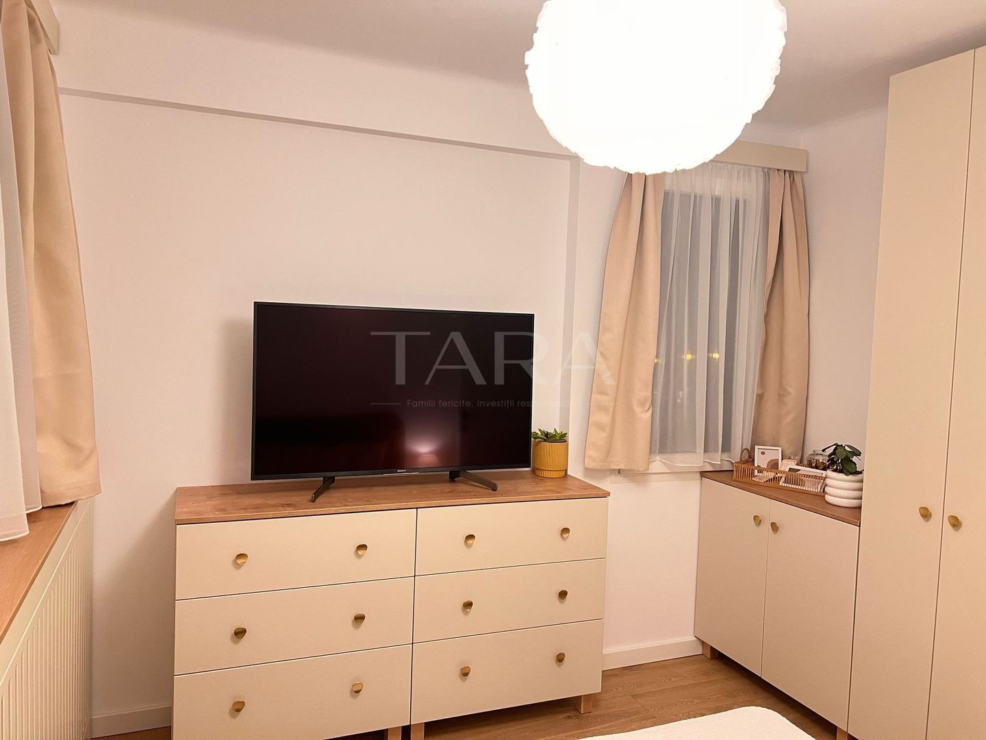 Apartament 2 camere cu design Art Deco – zona Mihai Viteazul - Poză 14