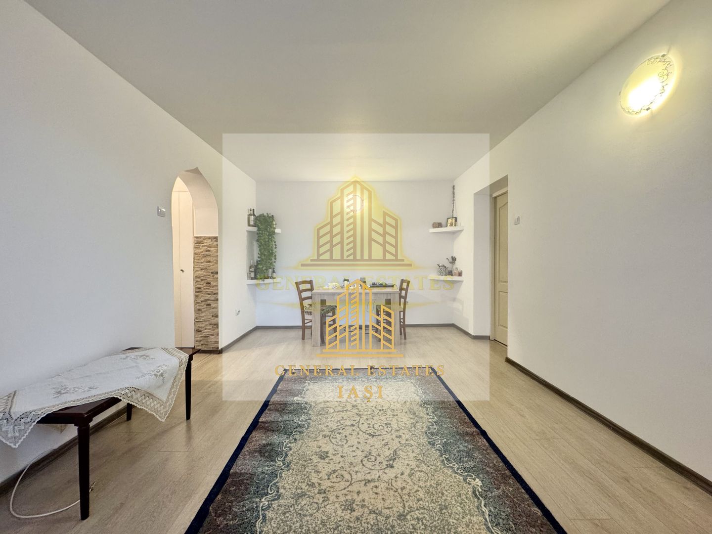 Vânzare apartament 3 camere -  vis-a-vis de Pașapoarte Iași - Poză 2