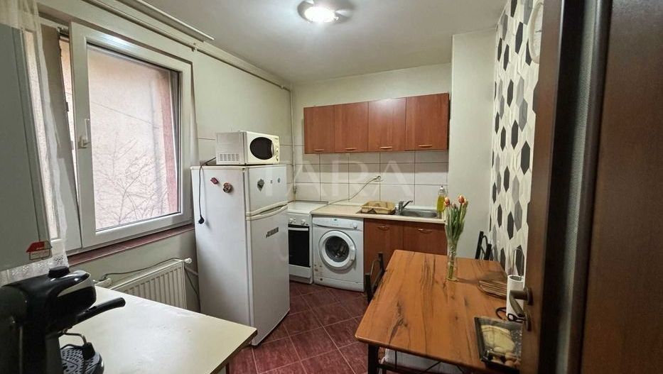Apartament 1 camera, decomandat, zona Între Lacuri - Poză 3