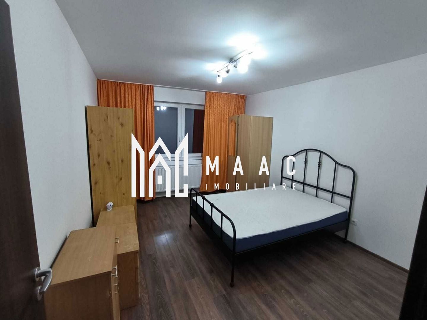 APARTAMENT 2 CAMERE I DECOMANDAT I CALEA CISNADIEI - Poză 2