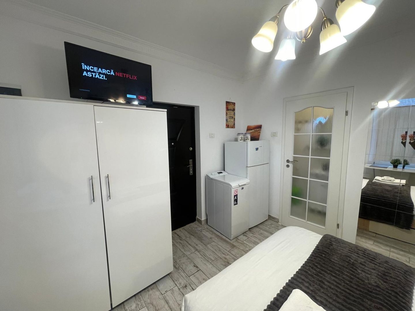 Garsonieră Ultra-Lux | Piața Unirii | 25 mp | Parter - Poză 1