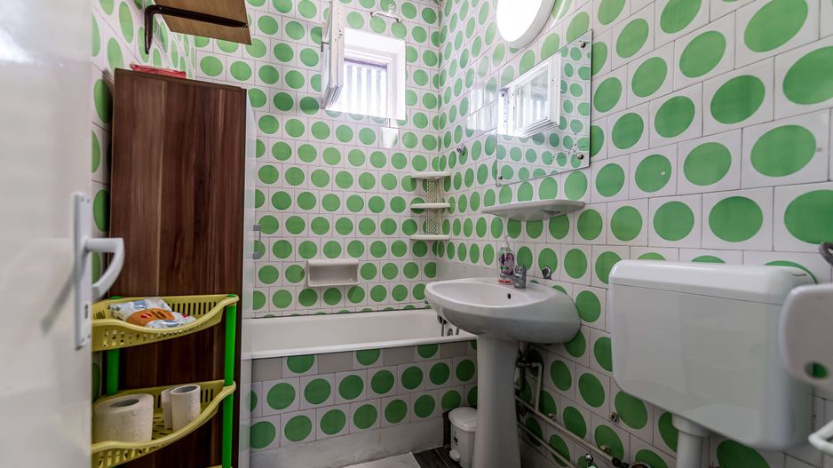 Apartament cu 1 cameră, balcon închis și boxă pe str. Carol Davila - Poză 6