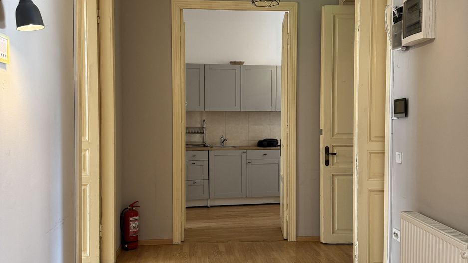 2 ETAJE DE INCHIRIAT Piata Amzei- Piata Romana IM507 - Poză 17