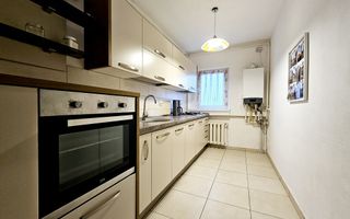 Apartament cu 2 camere decomandate, Cetate - M-uri cu vedere spre Parc - Poză 4
