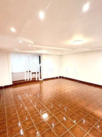 Spatiu comercial I 80 mp I zona cartierul Ștrand - Poză 2