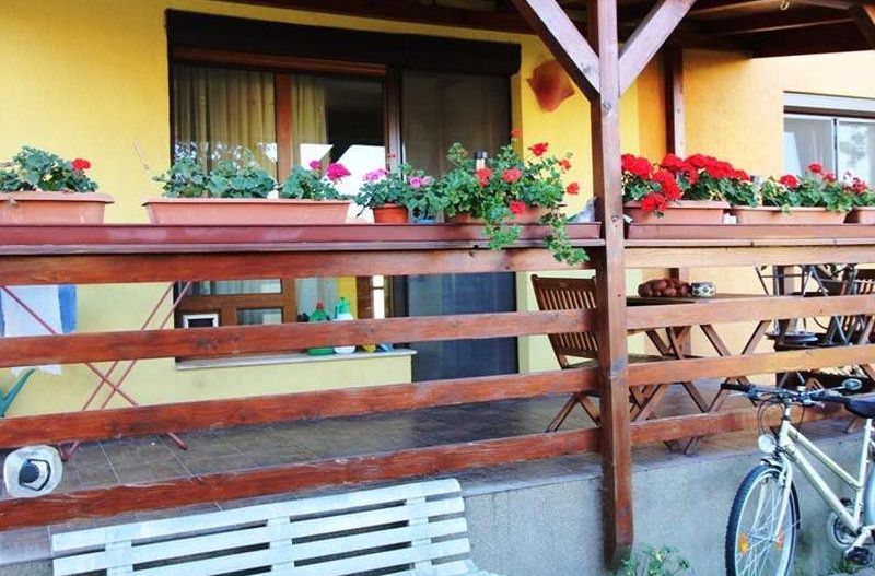 Vila spațioasă la intrare în Dumbravita - Poză 7