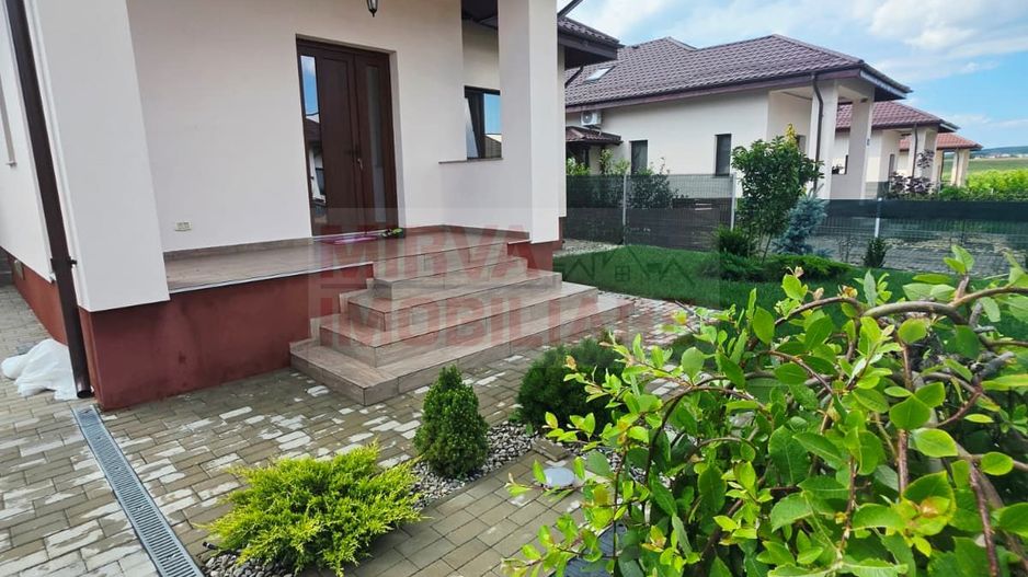 Vilă 5 camere de închiriat – Păulești, Cartier Magnolia - Poză 13