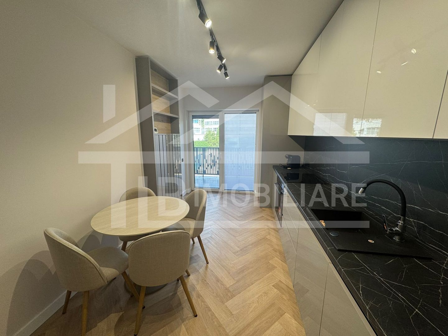 Apartament cu 2 camere, 75 mp, decomandat, Zona Verde Residence - Poză 5
