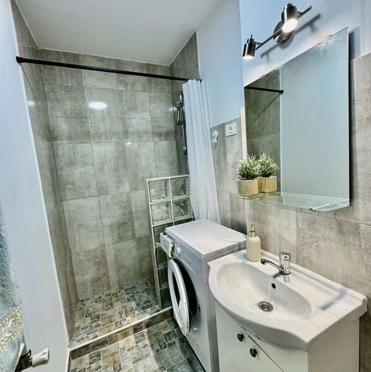 Garsonieră modernă Dristor – Centrală Proprie, Renovată - Poză 6