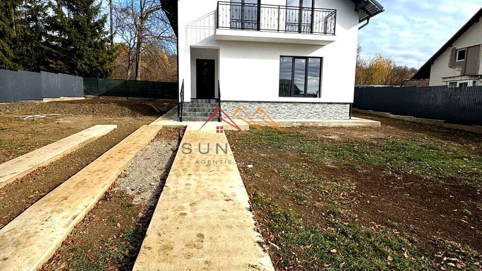 Casa noua, P+M, 4 camere, terasa, teren 550 m2, central, Cornu - Poză 1