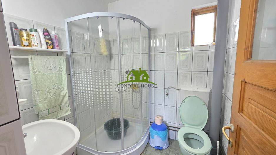 Casa P+M cu 4 camere  si 485 mp teren pe Dealul Malului, Rm Valcea - Poză 19