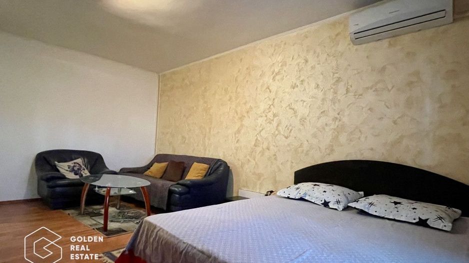 Garsoniera spatioasa, la 5 minute de Mall Vitan - Poză 1