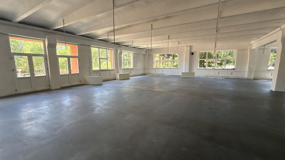 Clădire D+P+1 de închiriat – producție, activități comerciale s.a. - Poză 5