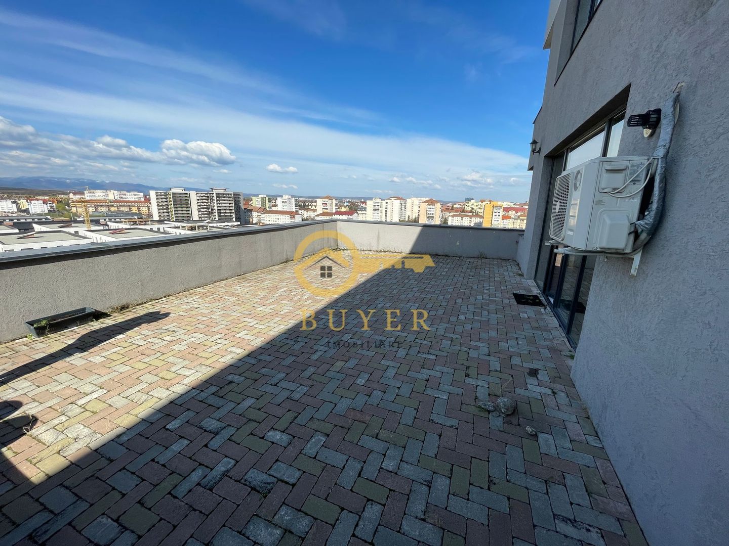 Penthouse cu 3 camere, 70 mp utili si terasa de 50mp- Dna Stanca - Poză 1