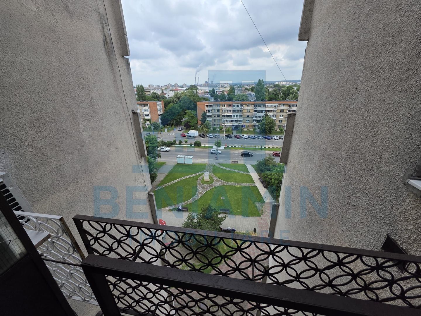 4 camere - 2 bai - 77 mp - investitie - Rotonda - Poză 6
