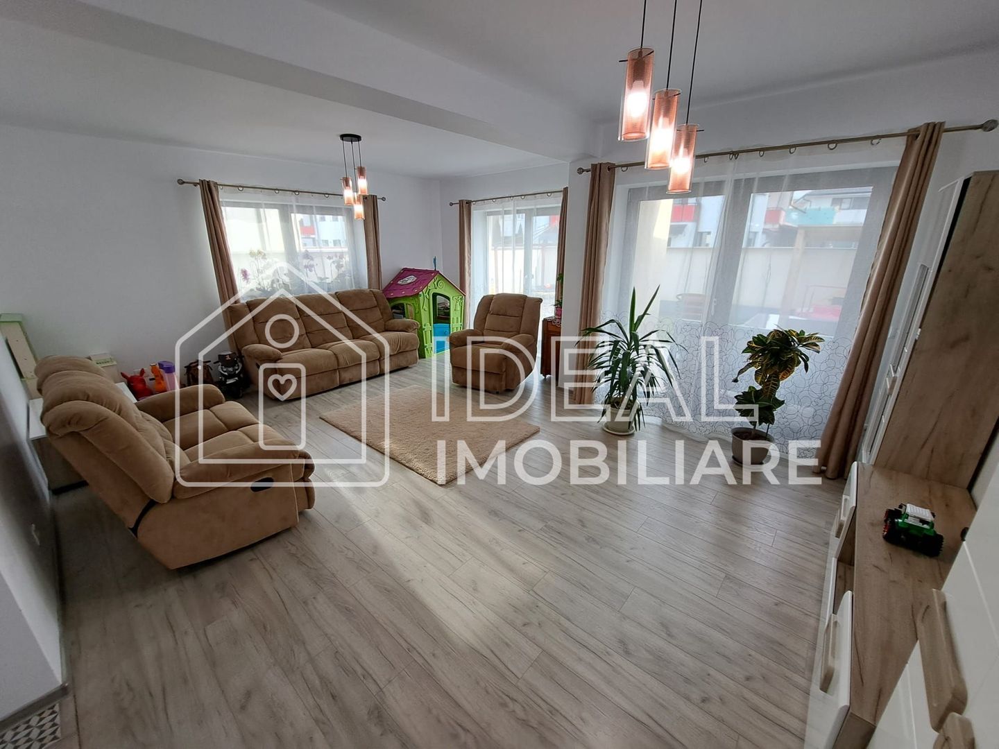 Casa Tip Duplex la Cheie in Cartierul Arhitectilor - Poză 5