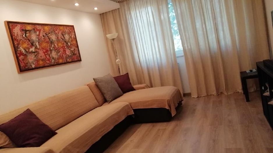 Apartament 4 camere decomandat Pacii-Gorjului-Apusului-Uverturii, COMPLEX COMERCIAL APUSULUI - Poză 4