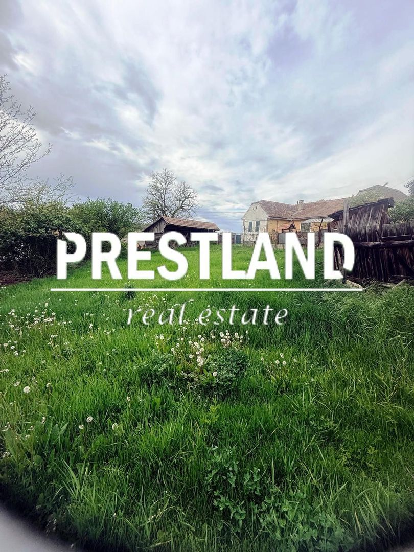 Casa modesta ,situată in Slimnic - Poză 2