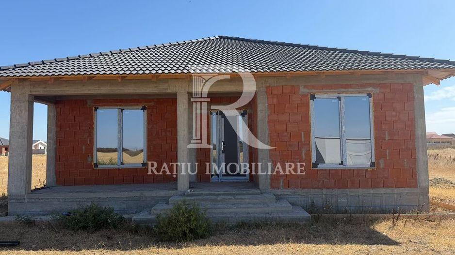 Casa de vanzare | 500 mp | Santandrei | Oradea - Poză 1