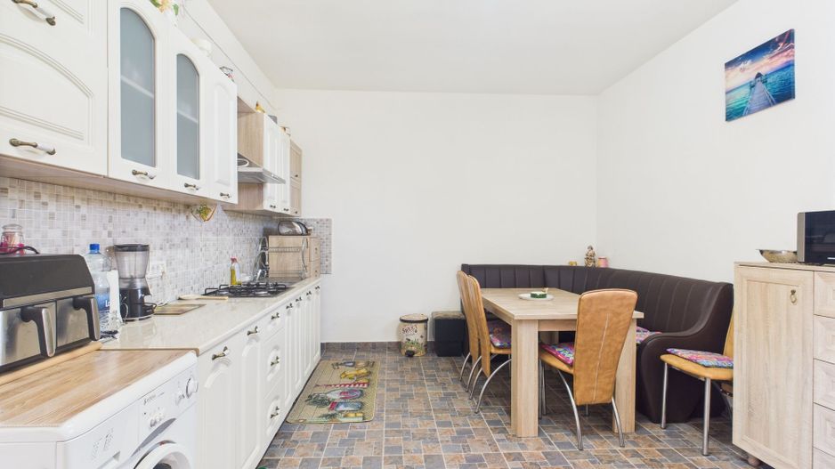 Casă individuală în Bucovăț - Poză 14