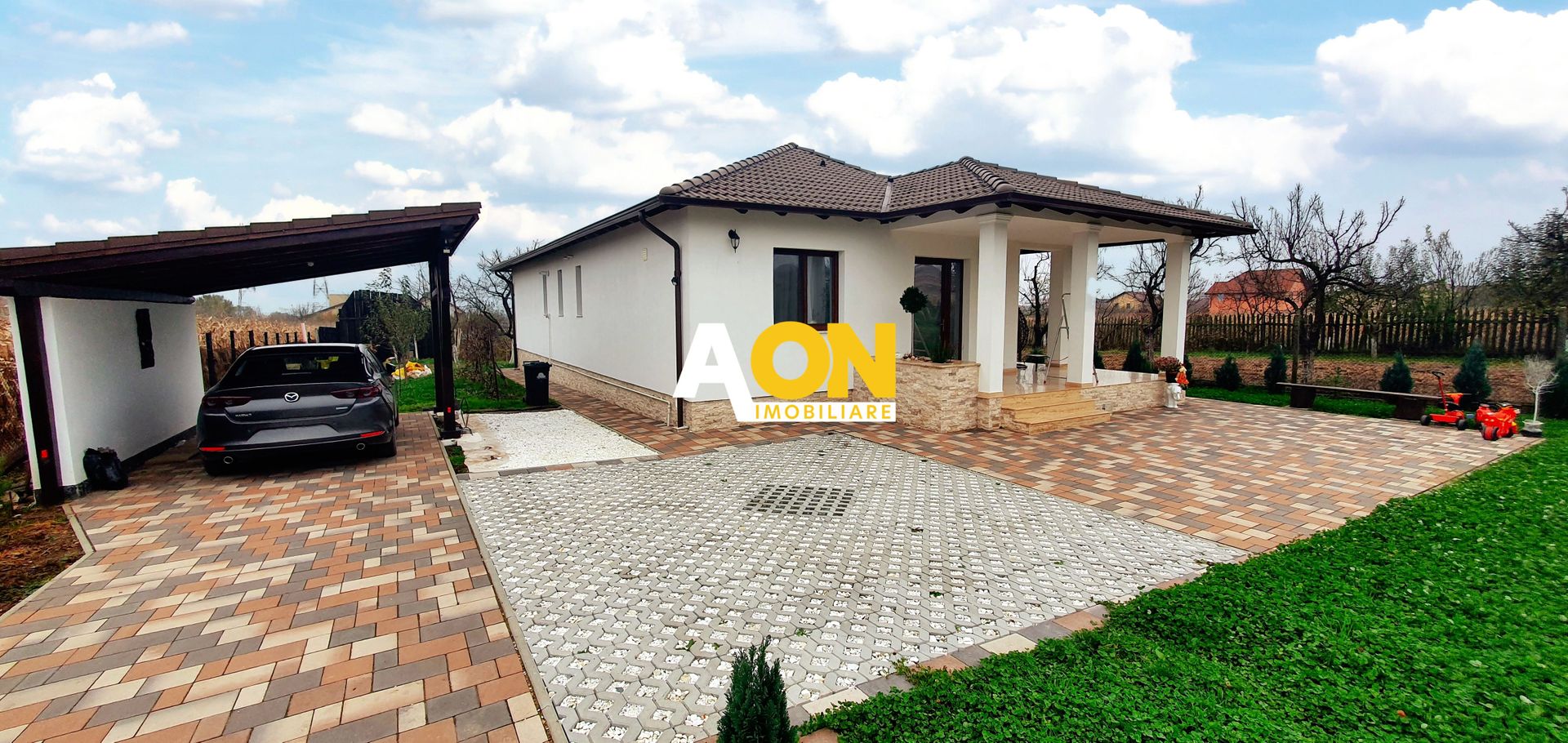 Casa 4 camere, finisaje premium, mobilata, utilata, 1430 mp teren - Poză 1