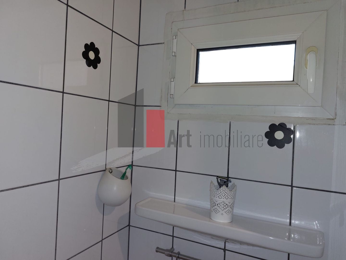 Apartamentul "ETROIT" , intimitate si confort, bloc reabilitat termic - Poză 26