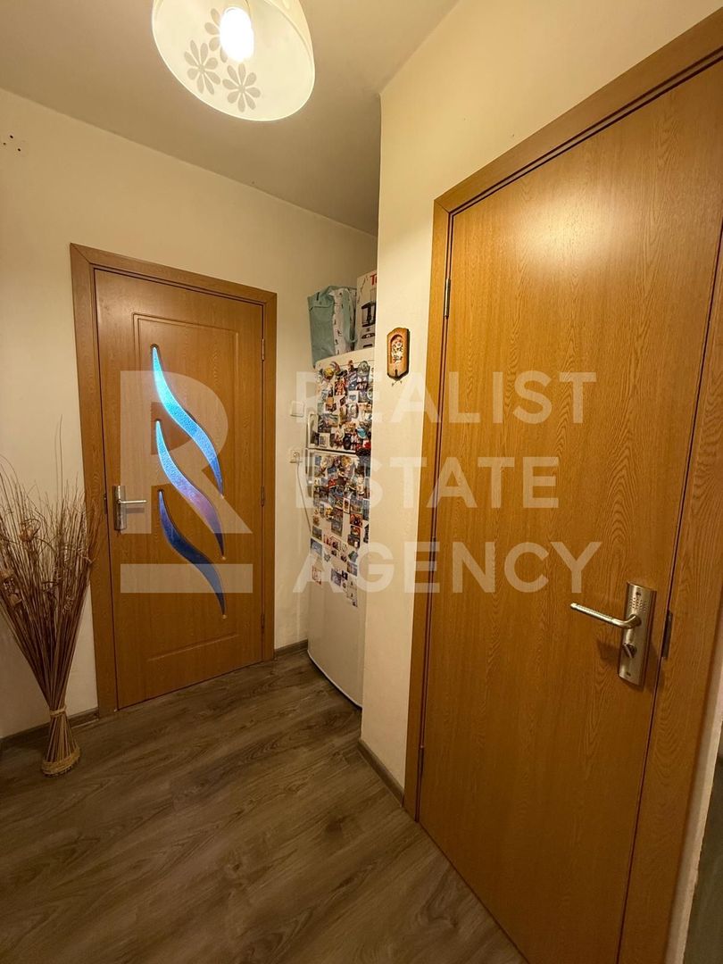 Chirie, apartament cu 2 camere în zona Drumul Taberei, București - Poză 10